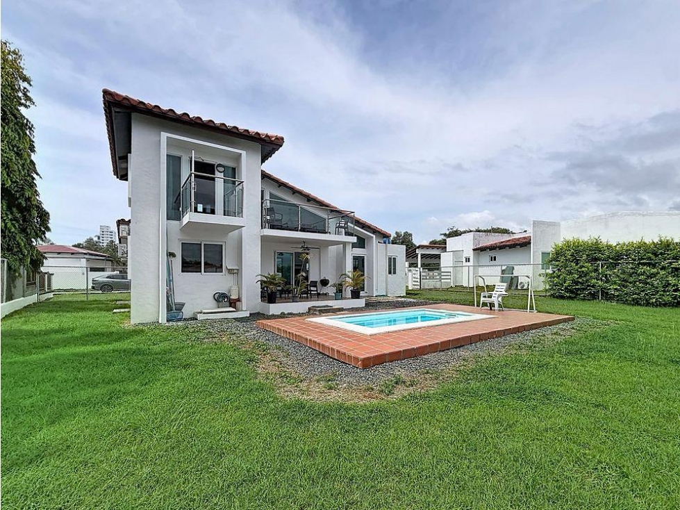 Alquiler de casa amueblada en Playa Malibú Nueva Gorgona — foto 3