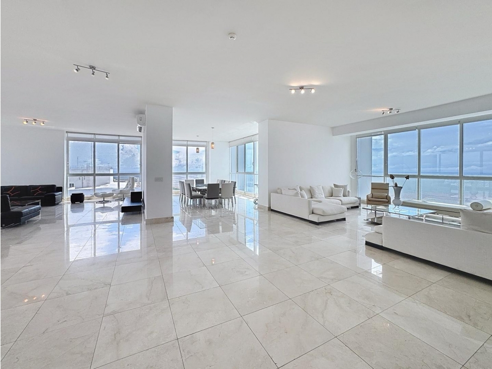 Venta de Apartamento de Lujo en PH Vitri Costa del Este