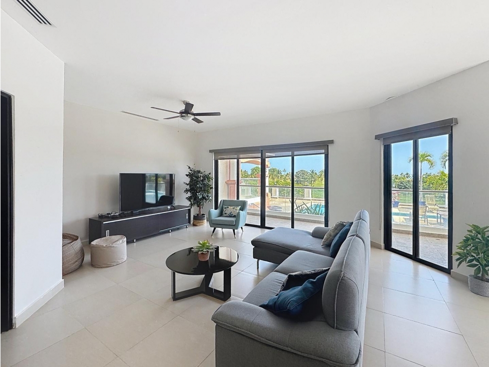 Venta de Apartamento en San Carlos PH Vista Mar Golf & Marina Las Olas — foto 2