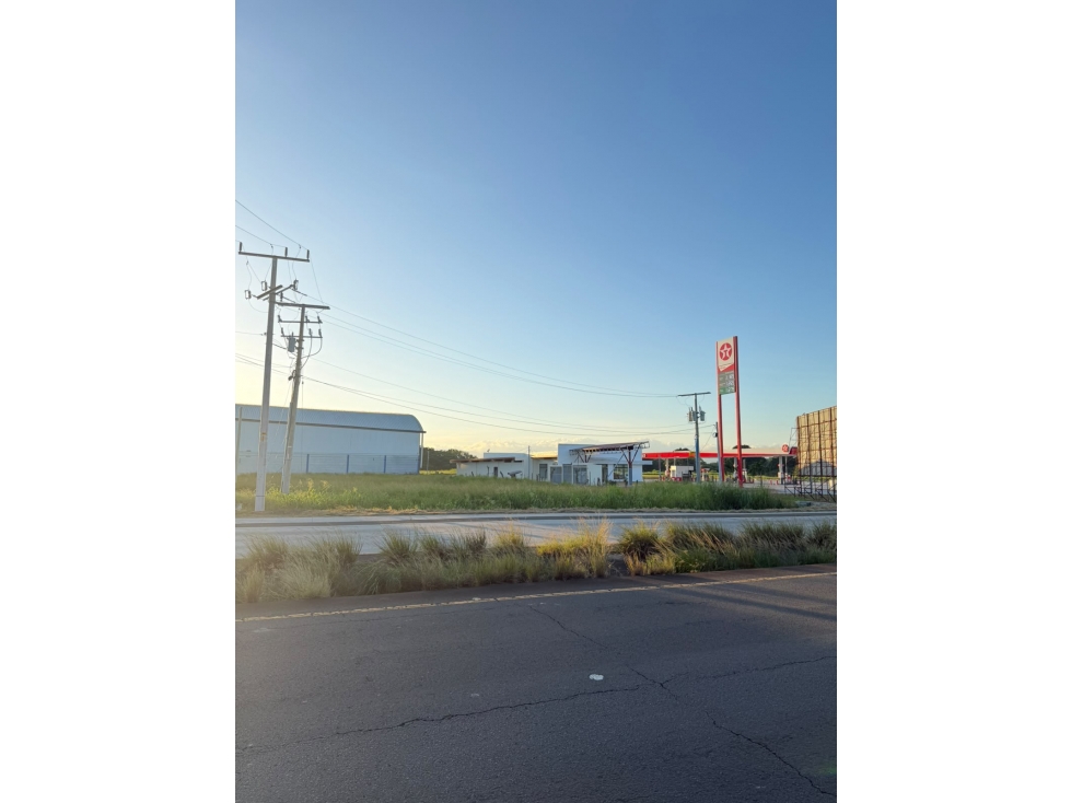 Venta de terreno comercial en Aguadulce — foto 3