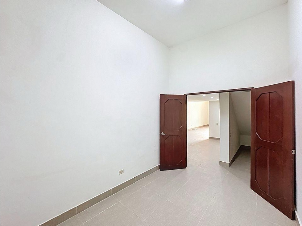 Venta de propiedad comercial — foto 5