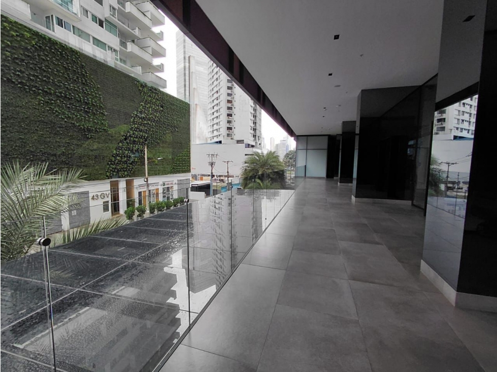 Alquiler de local comercial en Nuovo Armani Doble altura | Obra gris — foto 5