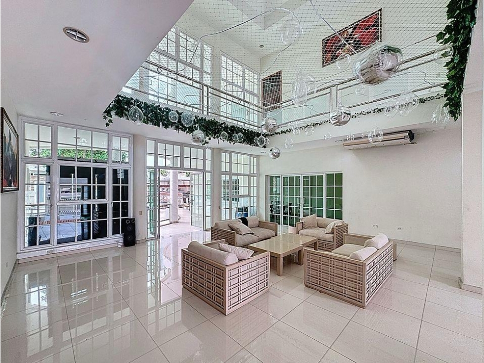 Venta de propiedad comercial — foto 6