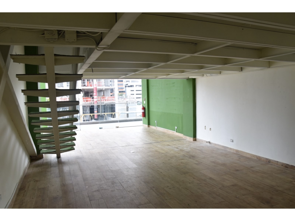 Alquiler de local comercial en San Francisco Plaza 76 — foto 5