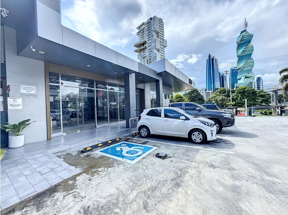 Alquiler de locales y oficinas ,en Sunset strip mall en via isrrael — foto 4