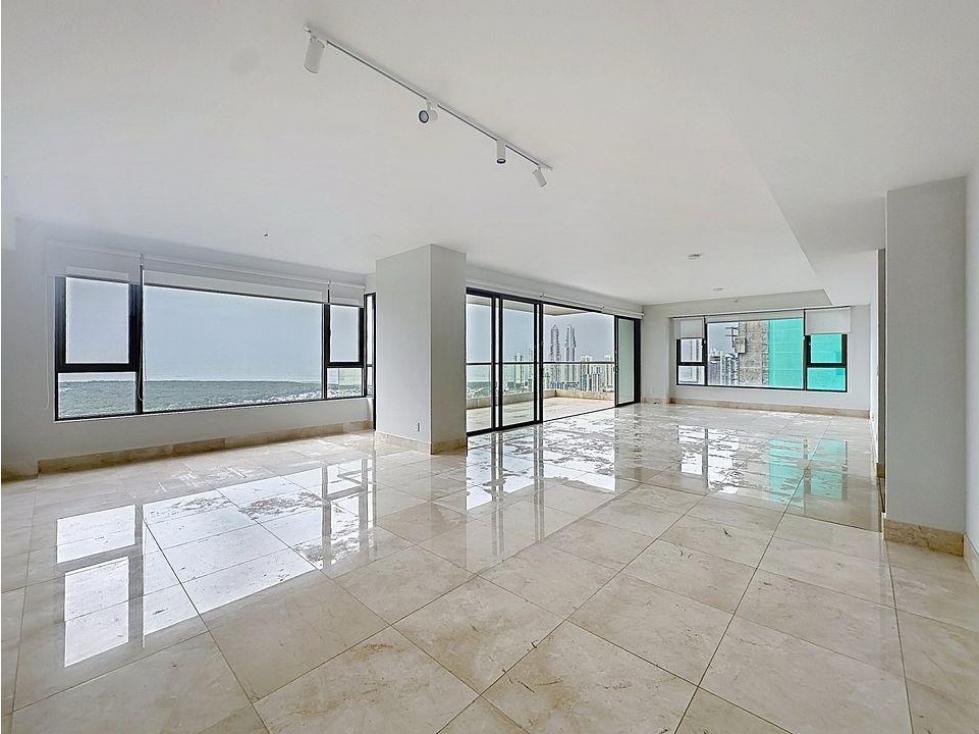 Venta apartamento en Santa Maria PH Green Gardens