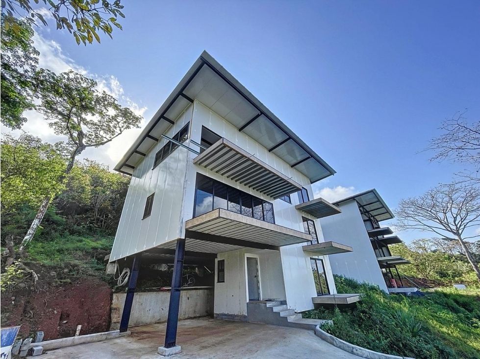 Venta Casa de montaña de 3 niveles en Chicá, chame