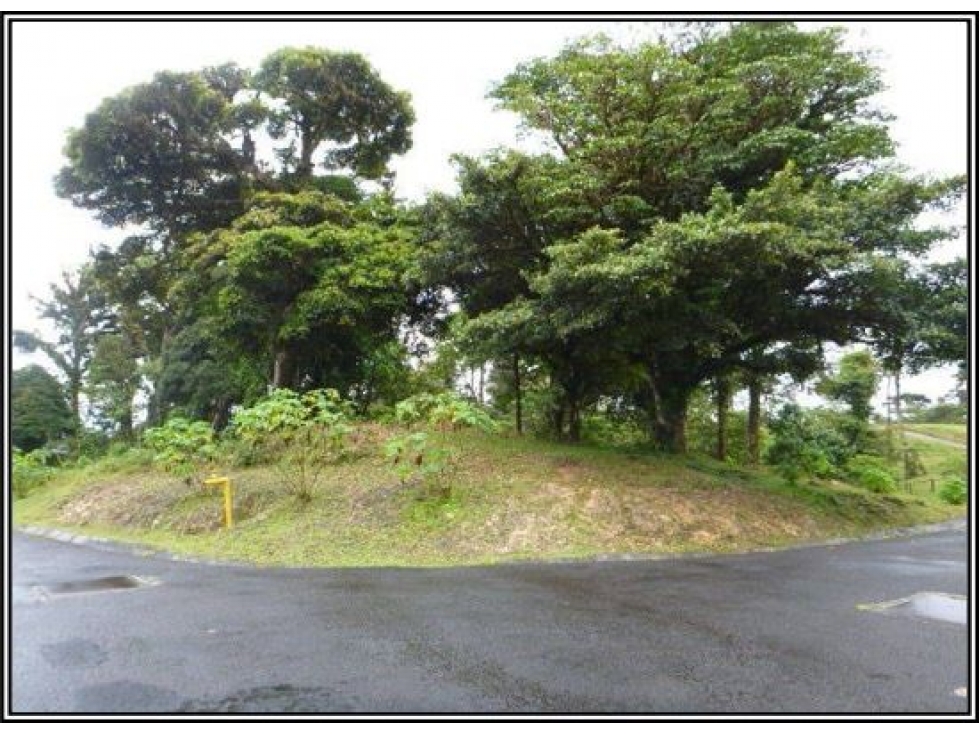Venta de lote en La Rioca Altos del María