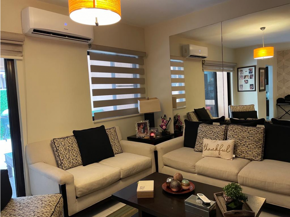 Casa Townhome Adosada en Woodlands, Panama Pacifico
