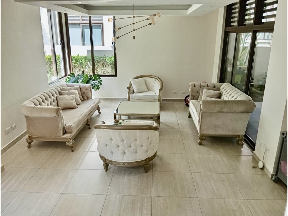 Hermosa Casa en PH Nativa, Panama Pacifico - 1