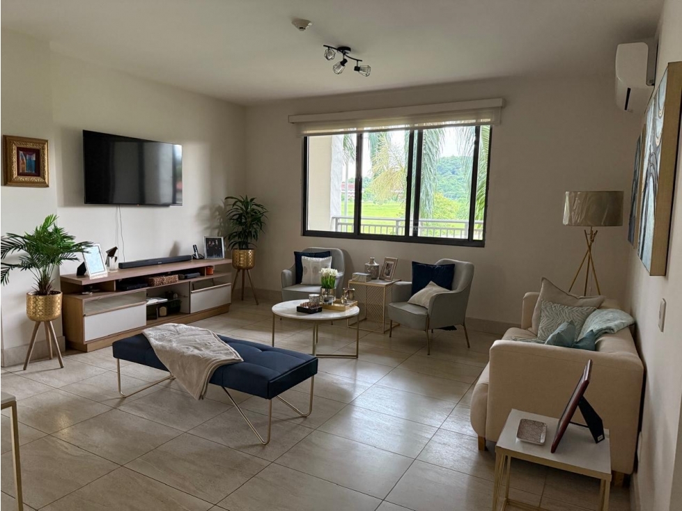Apartamento Amoblado en PH River Valley, Panamá Pacífico