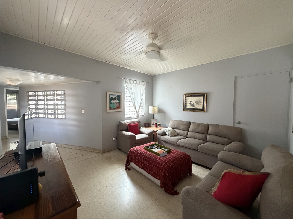 Casa Unifamiliar en el Carmen, Debajo de Venta Rápida - 2