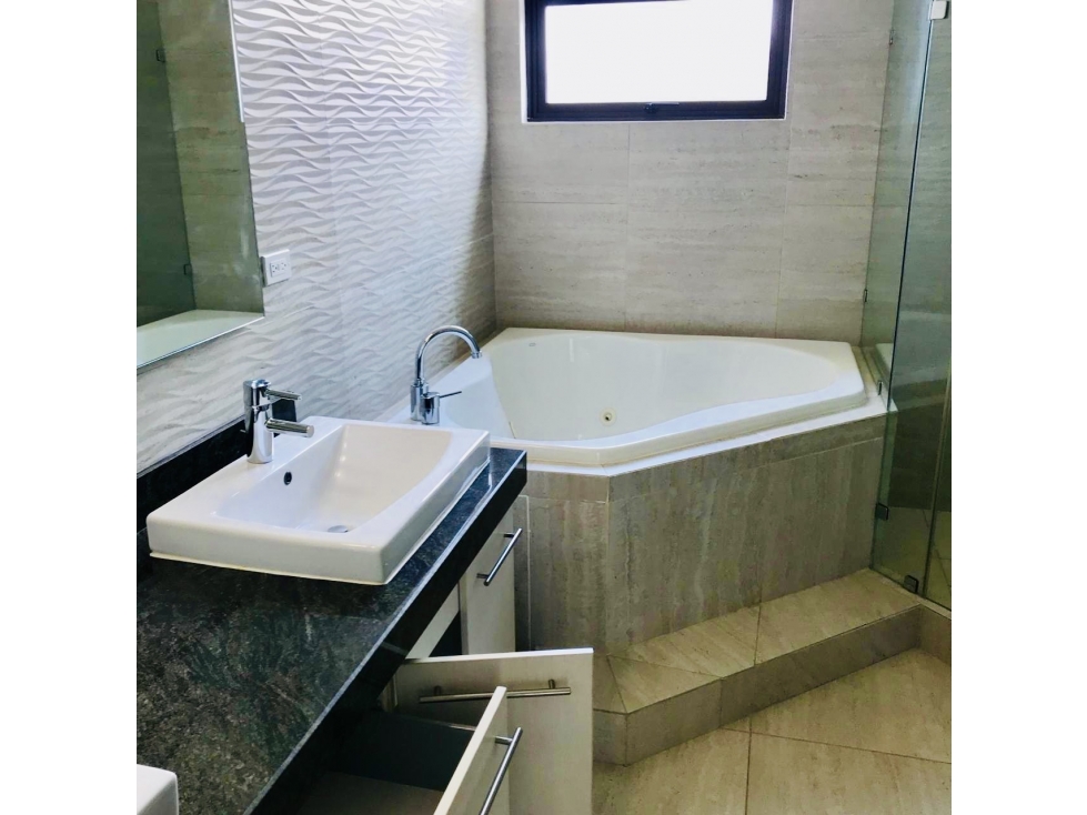 Casa en Esquina con Extensión en PH Nativa, Panamá Pacifico - 3