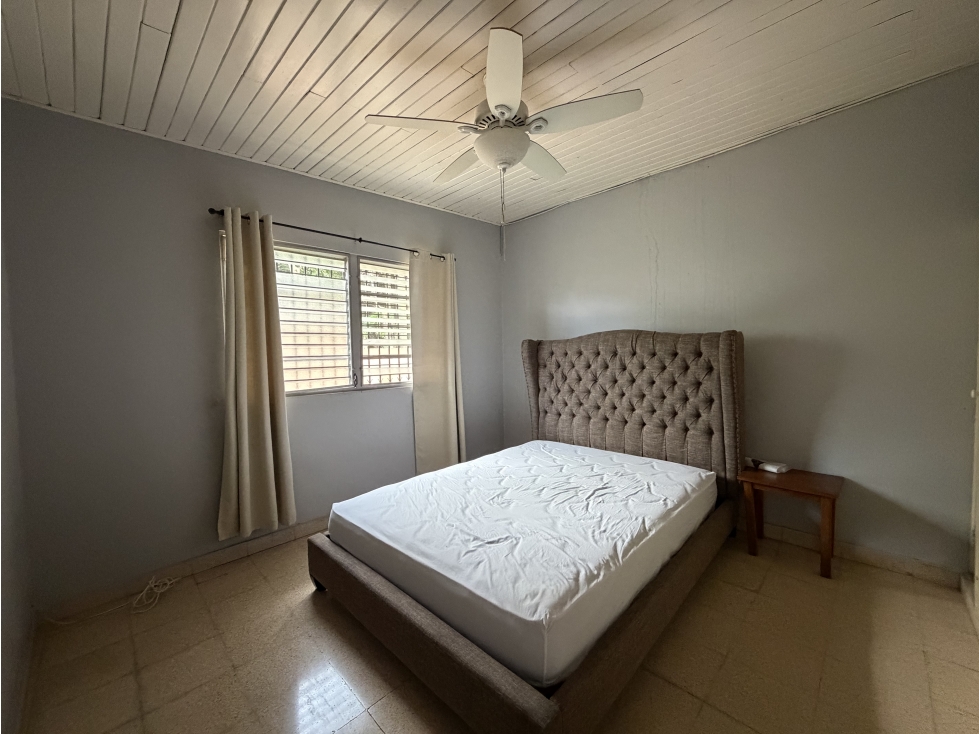 Casa Unifamiliar en el Carmen, Debajo de Venta Rápida - 4
