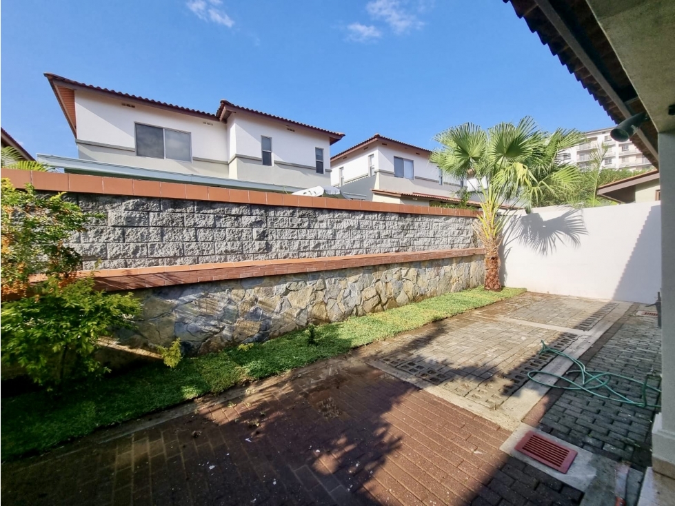 Casa Unifamiliar con Muro en Palmia, Woodlands, Panama Pacifico — foto 6