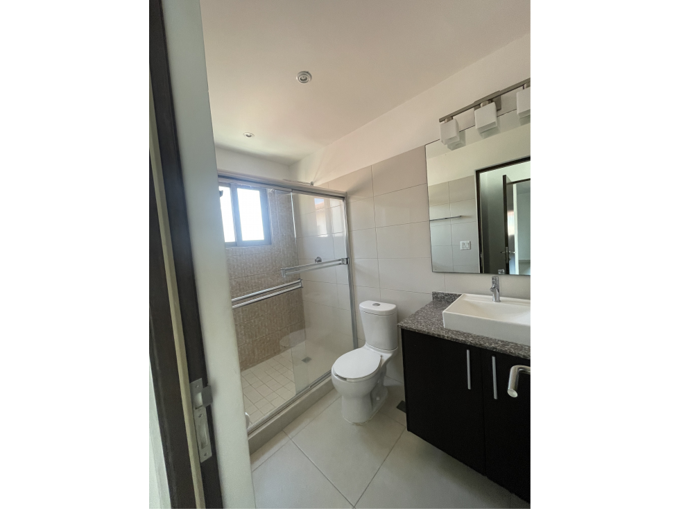 Casa Unifamiliar con Lote Grande en Woodlands, Panamá Pacifico - 2