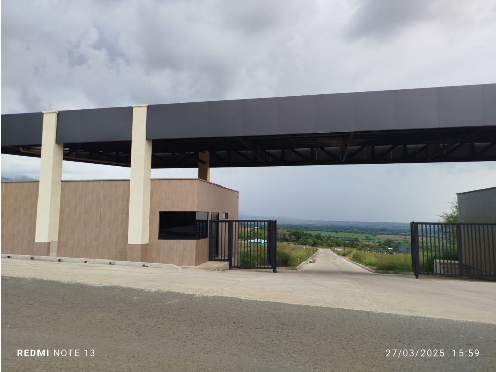LOTES EN VENTA - PARC. ENTRE BOSQUES- STA ELENA - CERRITO REF 8976843