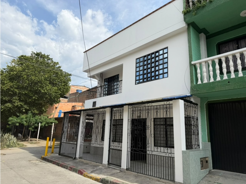 CASA BIFAMILIAR EN VENTA - ZAMORANO - EXCLUSIVA PALMIRA REF: 10532007 — foto 4