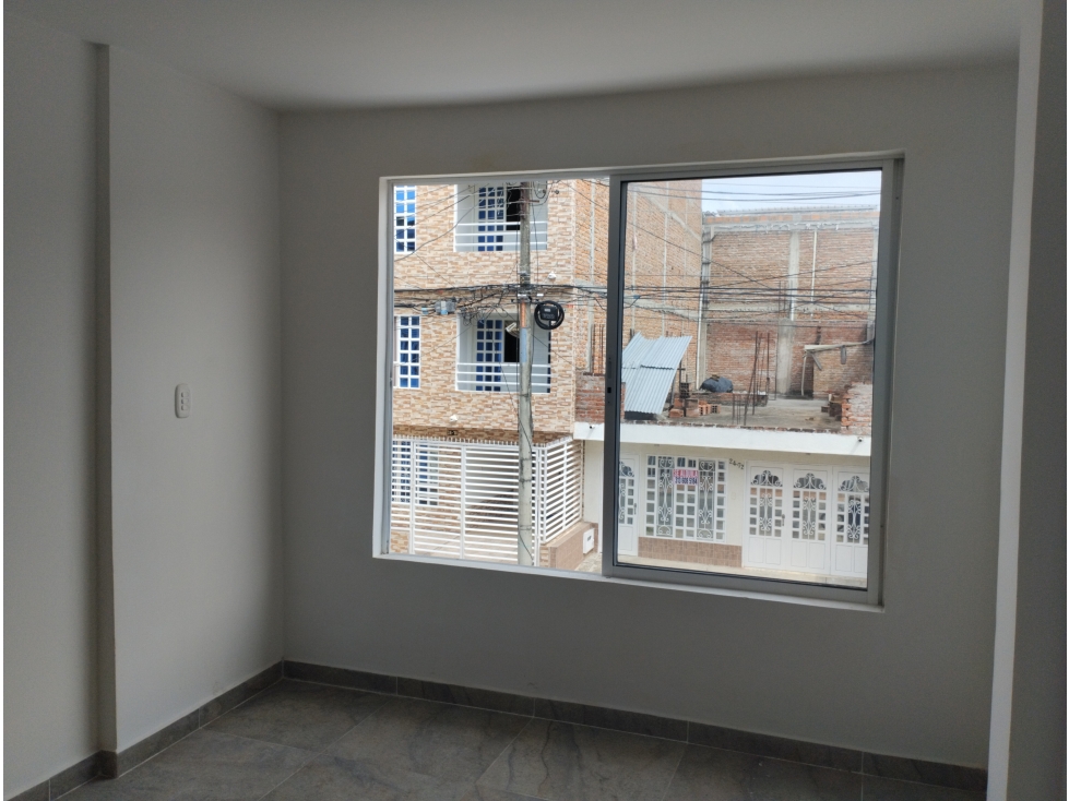 CASA CON LOCAL EN VENTA O PERMUTA - EXCLUSIVA - LAS AMERICAS - PALMIRA — foto 4