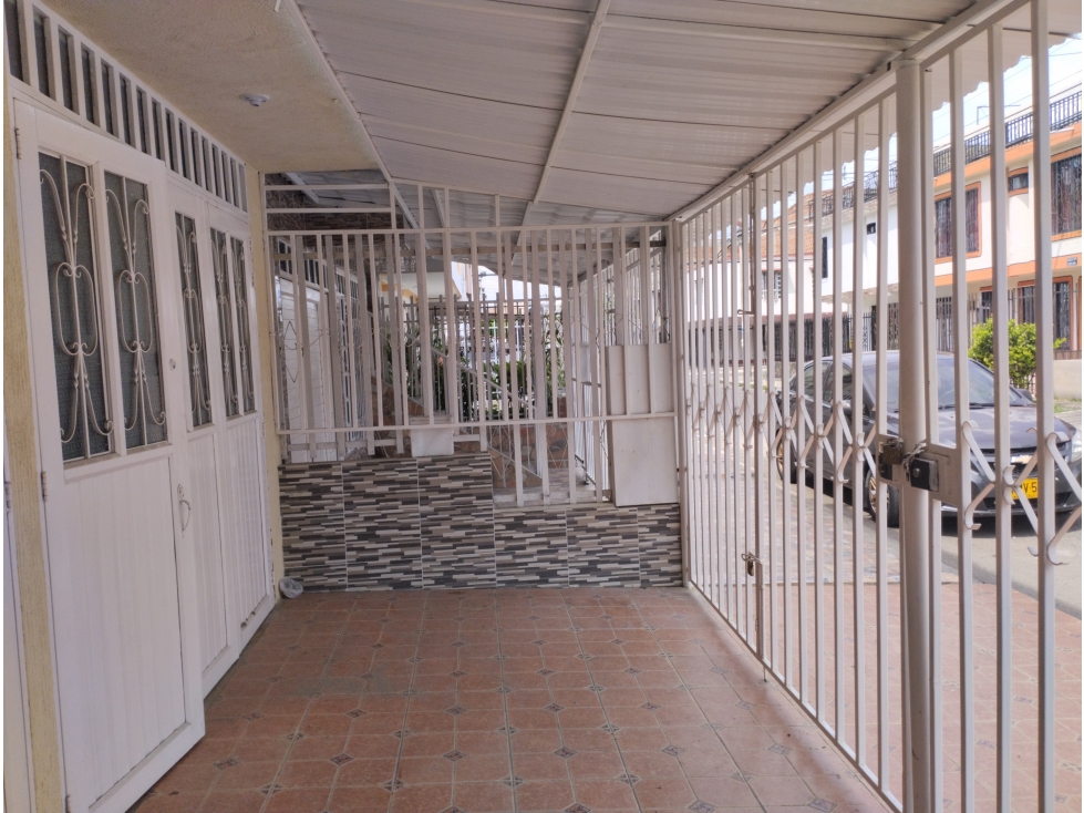 CASA CON LOCAL EN VENTA O PERMUTA - EXCLUSIVA - LAS AMERICAS - PALMIRA — foto 3
