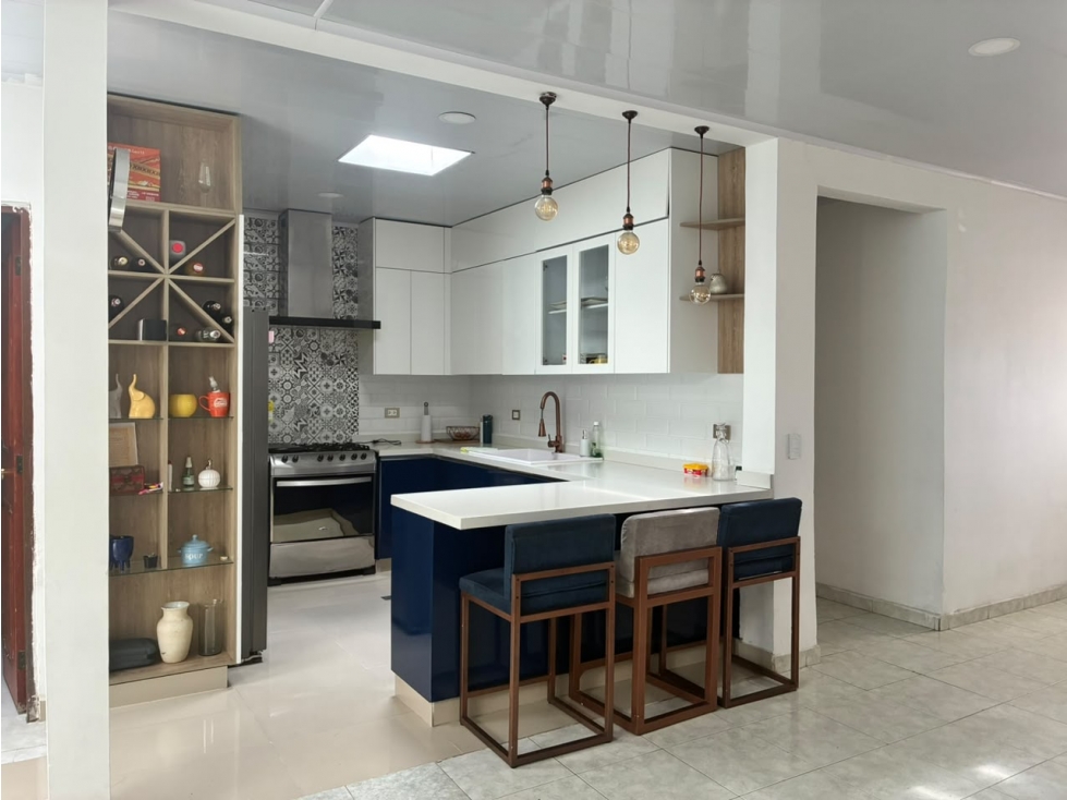 CASA EN VENTA - URB. CHAPINERO - PALMIRA - EXCLUSIVA