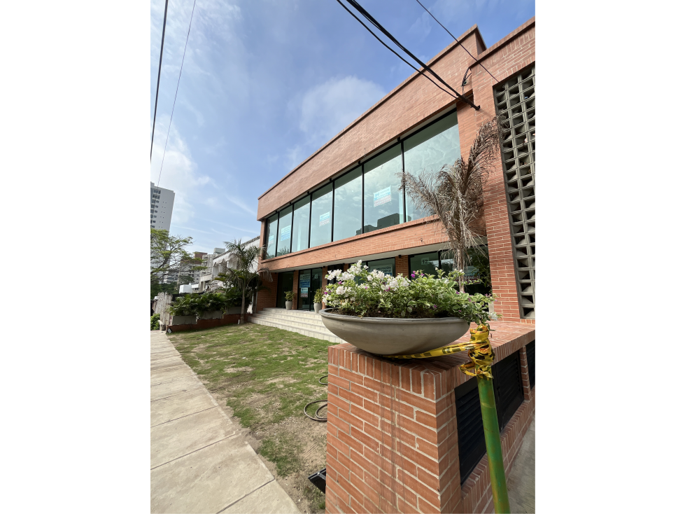 LOCAL COMERCIAL EN ARRIENDO - #12 - 80 M2 - BARRIO ALTO PRADO- BAQ - 3