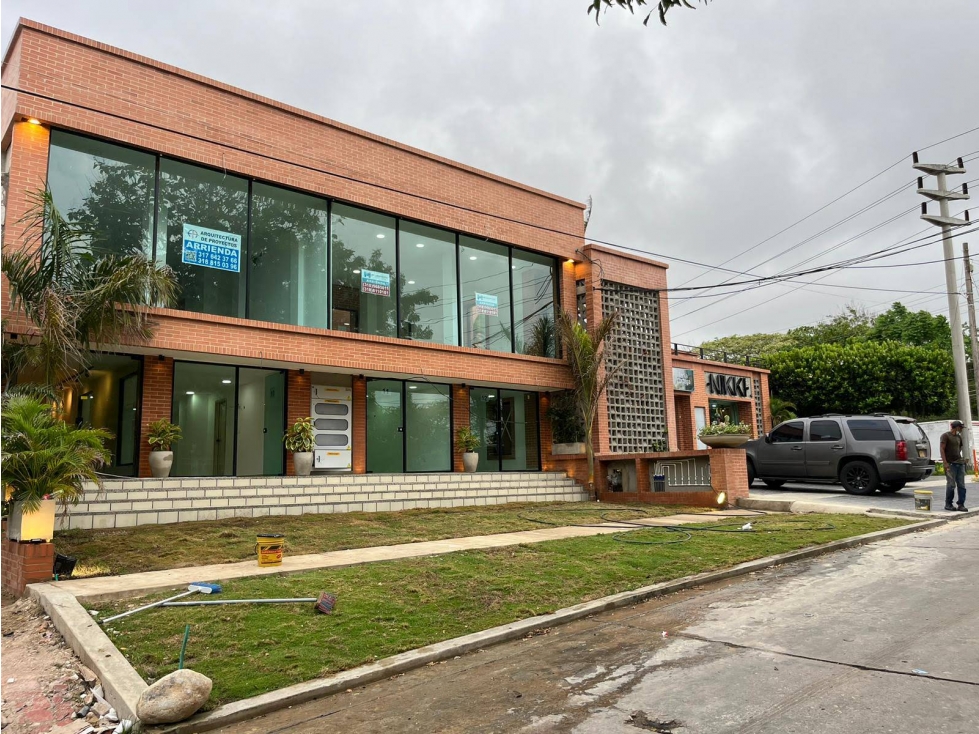 LOCAL COMERCIAL EN ARRIENDO - #12 - 80 M2 - BARRIO ALTO PRADO- BAQ - 1