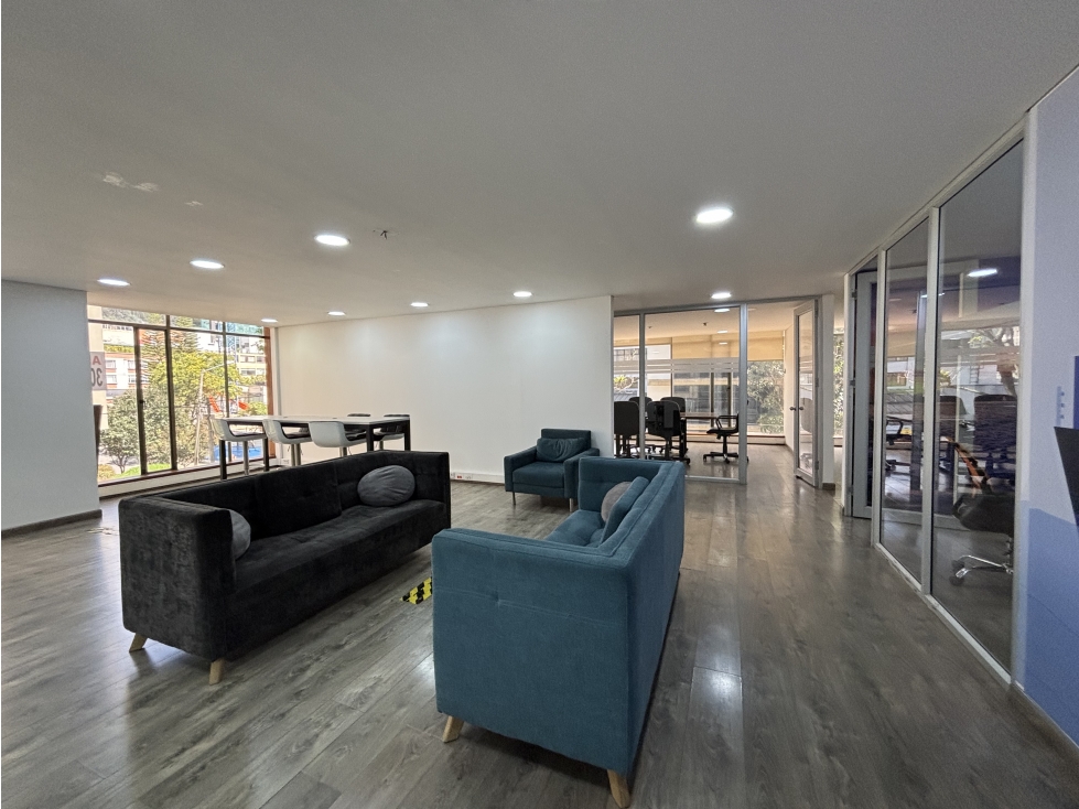 ARRIENDO OFICINA EN CHICO