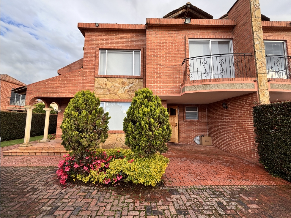 VENDO CASA EN CHIA, CONJUNTO KATATI - 2