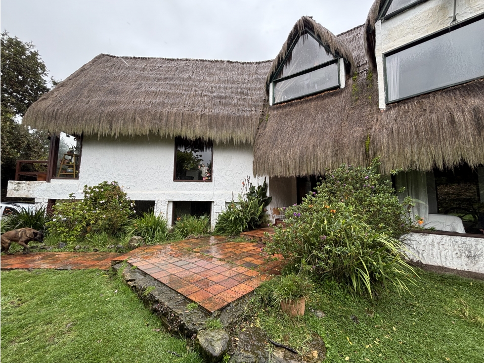 VENDO CASA EN LA CALERA