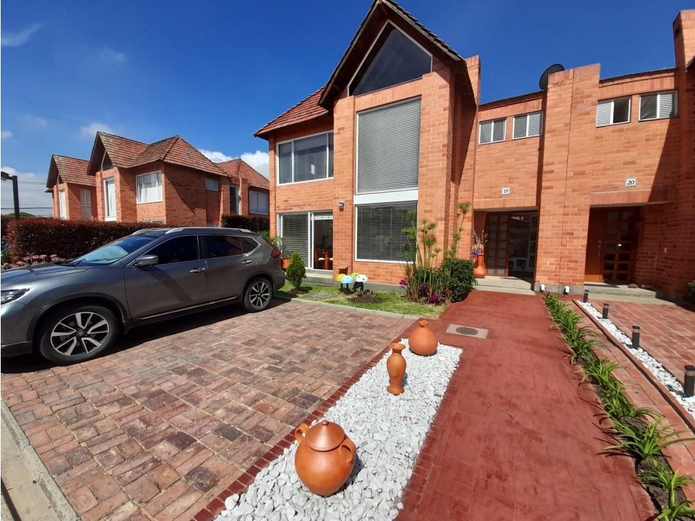 VENDO CASA EN CHIA, QUINTAS DEL BOSQUE