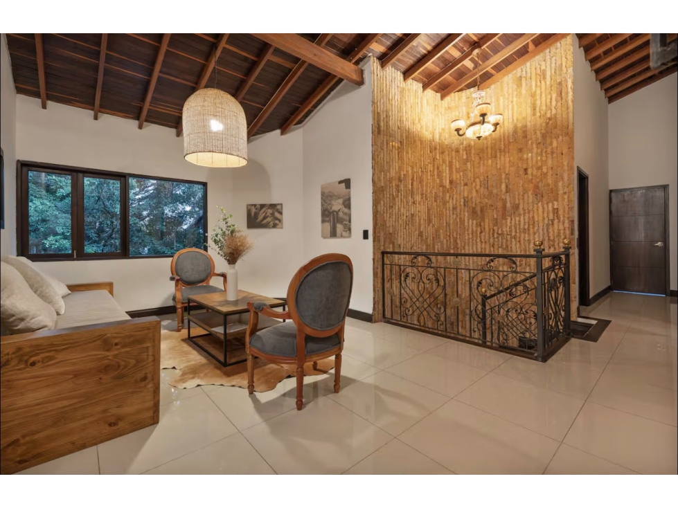 Exclusiva casa en el Tesoro CON LICENCIA AIRBNB RENTAS CORTAS — foto 2