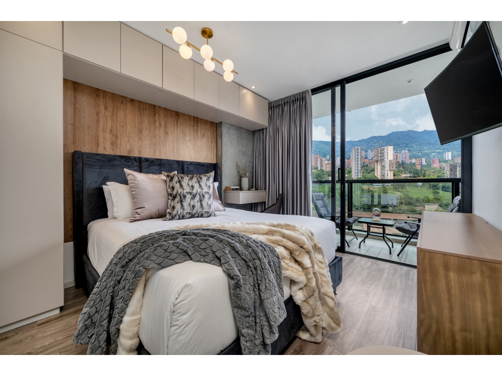 Joya en Piso Alto | 2 Alcobas + A/C | Full Amenities — foto 2