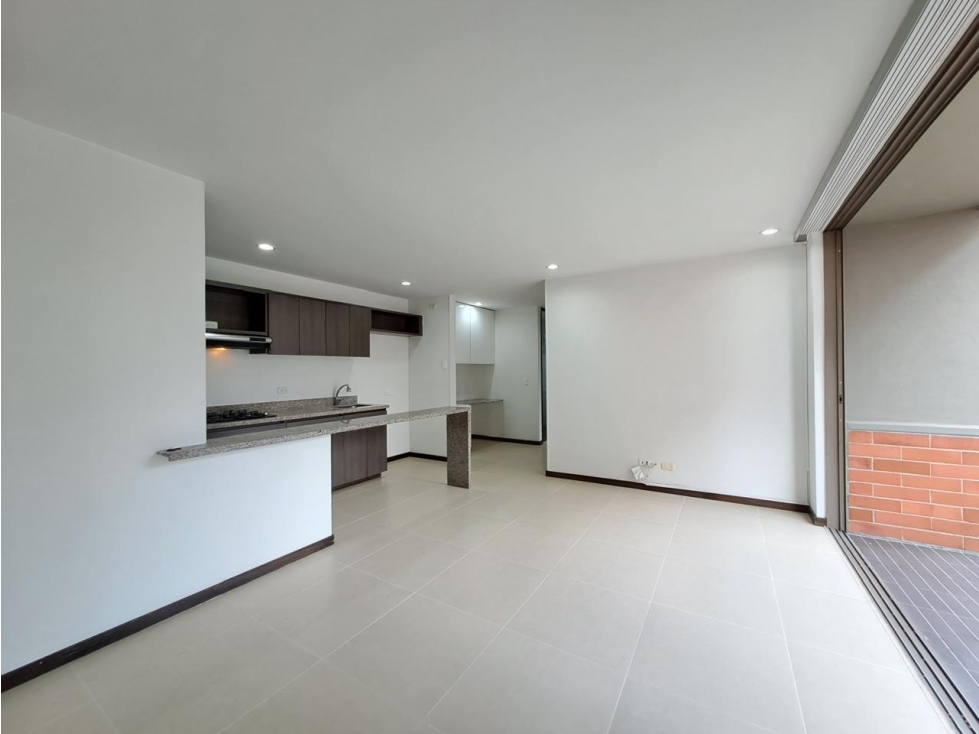 Apto en El Poblado Sector estratégico Avenidas Las Palmas — foto 6