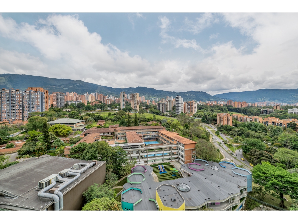 Joya en Piso Alto | 2 Alcobas + A/C | Full Amenities — foto 4