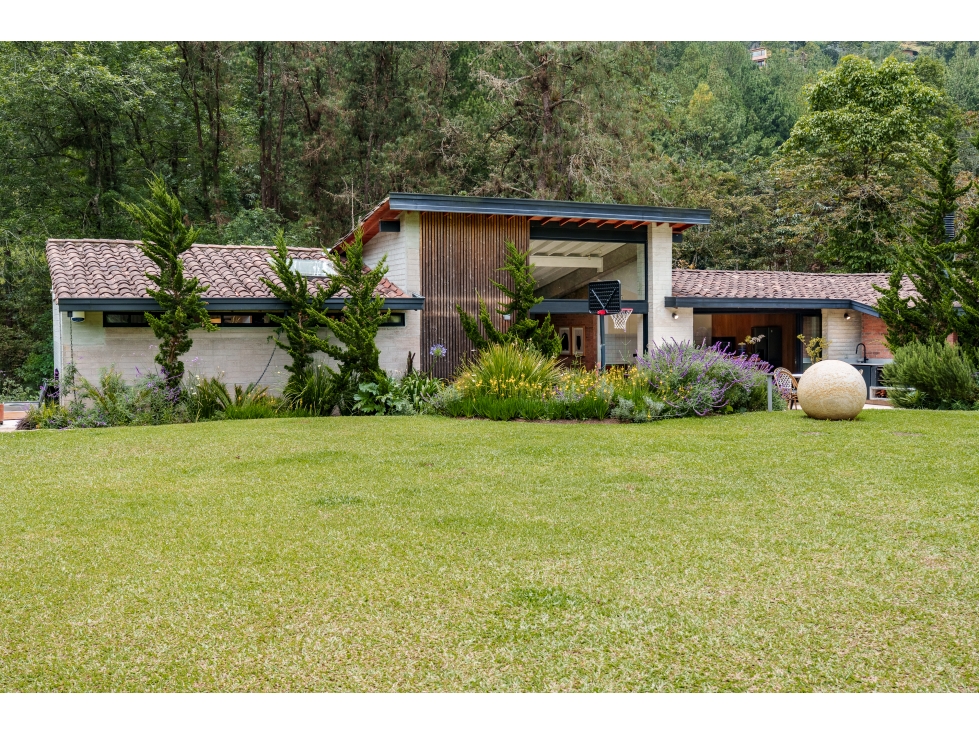 Casa Campestre en El Retiro: 10.000 m² de Naturaleza y Lujo — foto 3