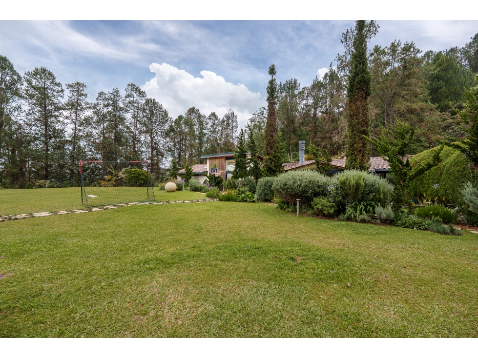 Casa Campestre en El Retiro: 10.000 m² de Naturaleza y Lujo — foto 6