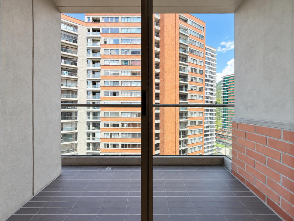 RENTA APARTAMENTO ALTOS DEL POBLADO — foto 3