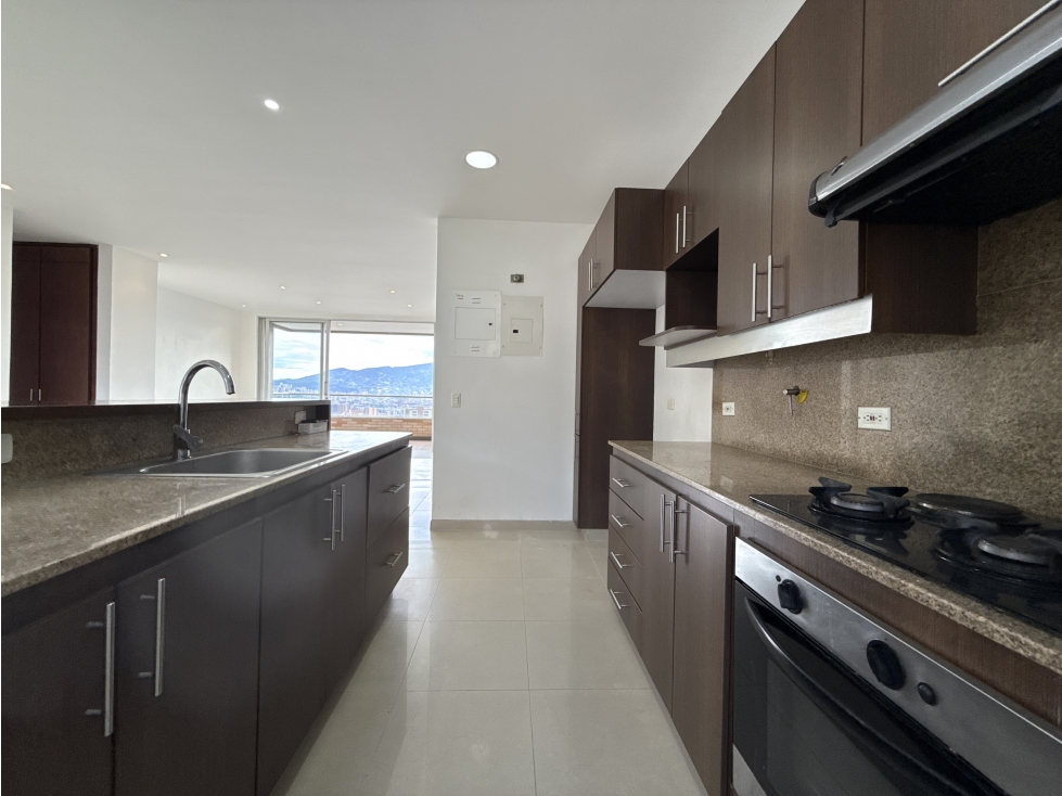RENTA APARTAMENTO LAS SANTAS POBLADO — foto 4
