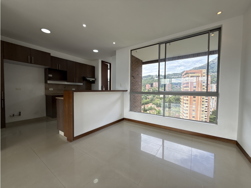 RENTA APARTAMENTO LAS SANTAS POBLADO — foto 6
