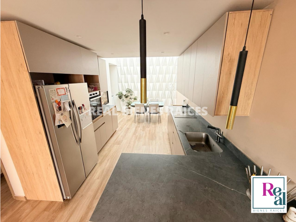 Casa en venta en unidad cerrada con portería 24 horas — foto 2