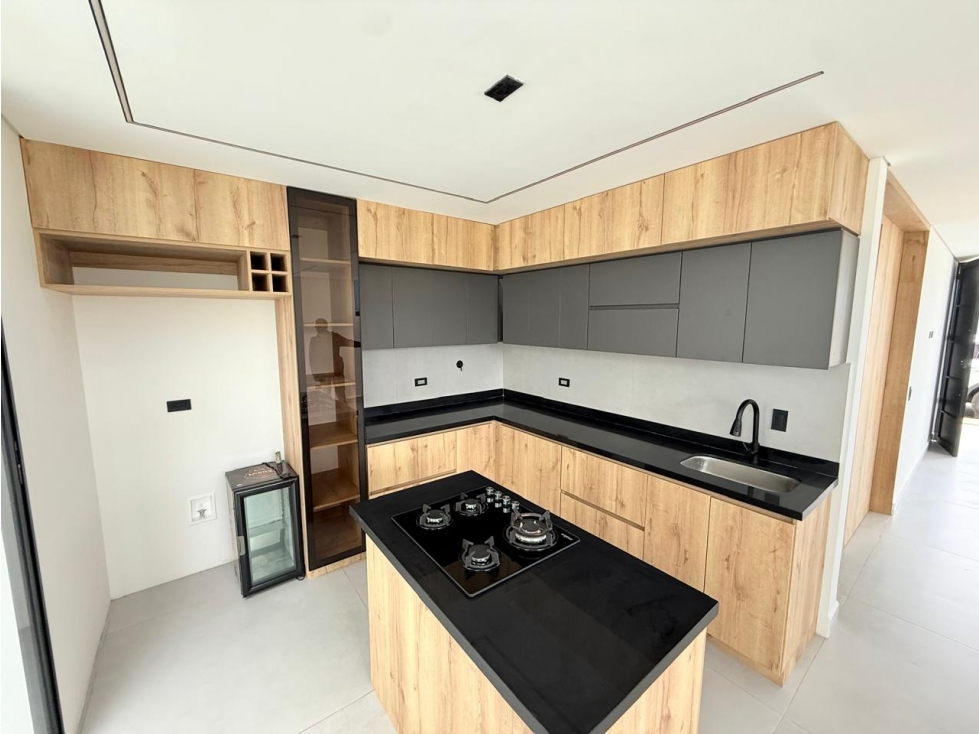 CASA ESQUINERA EN VENTA