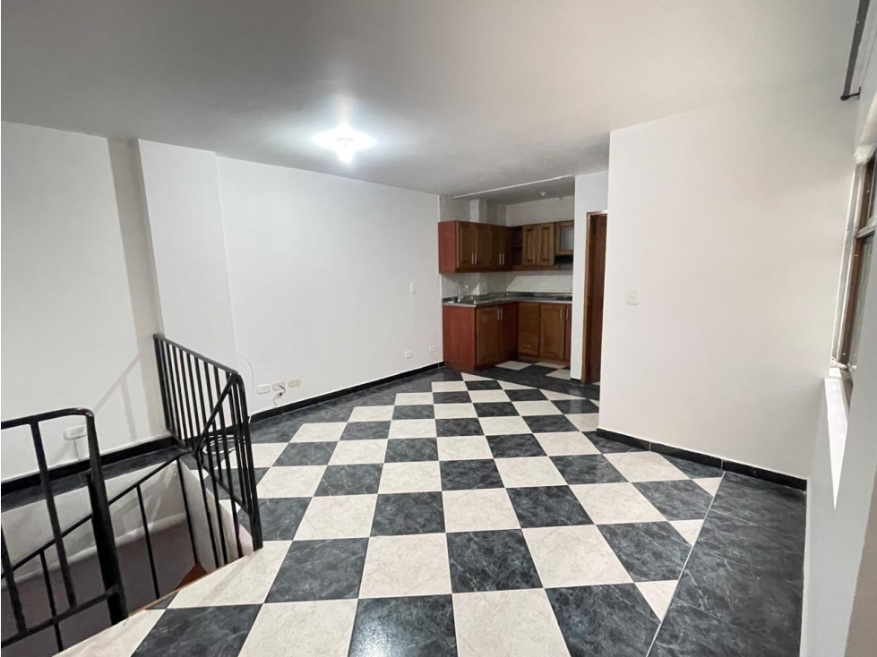 SE ARRIENDA APARTAMENTO