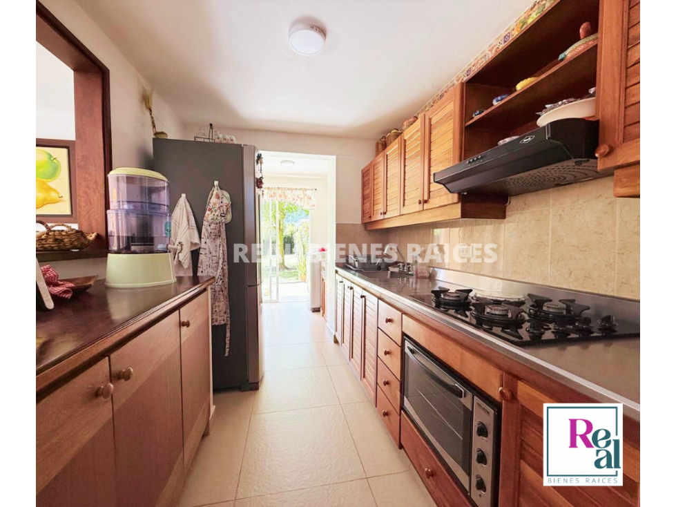 Hermosa casa en unidad cerrada Sector El Tambo — foto 2