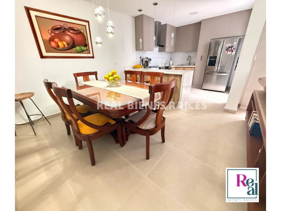 Vendo hermosa casa medianera en unidad cerrada. — foto 3