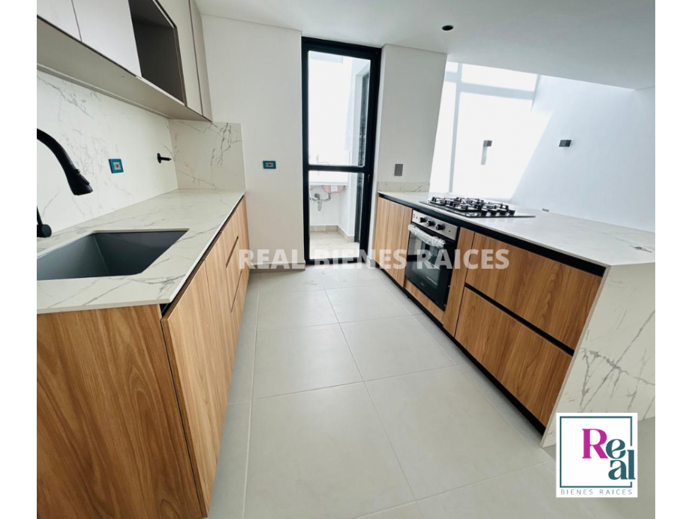 VENDO CASA MEDIANERA EN UNIDAD ABIERTA EN LA CEJA, ANTIOQUIA — foto 3