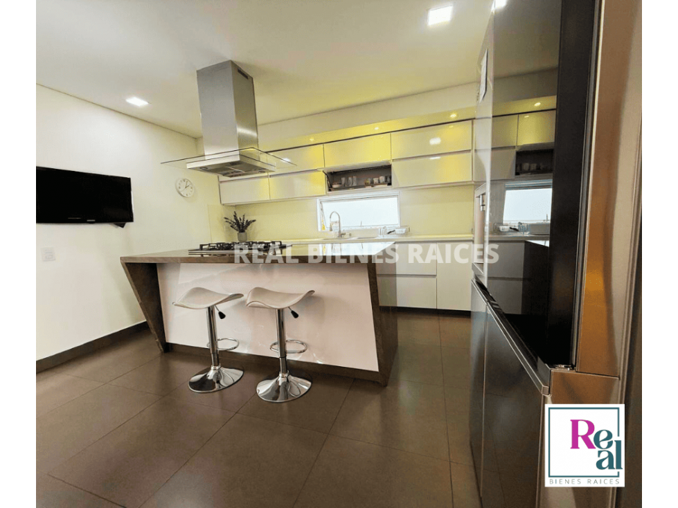 Casa Esquinera con hermosa panorámica en Unidad Cerrada Venta — foto 2