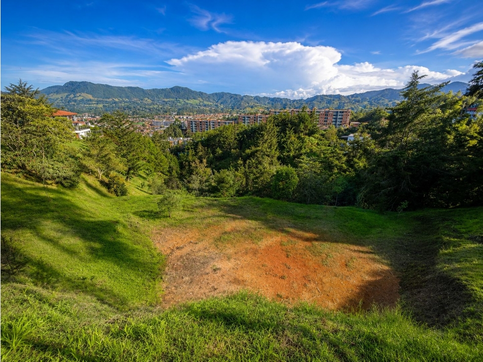 HERMOSO TERRENO EN VENTA