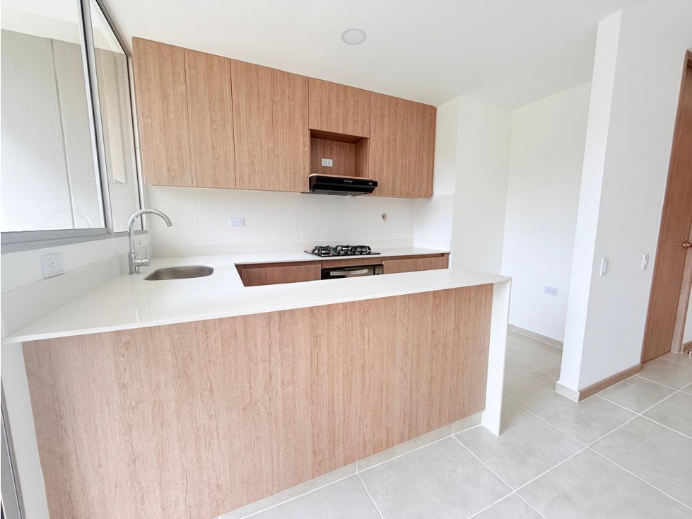 APARTAMENTO EN ARRIENDO EN UNIDAD CERRADA — foto 2