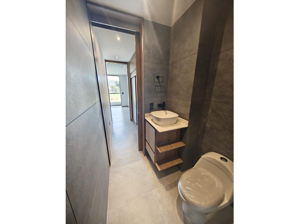 ARRIENDO APARTAMENTO CON HERMOSA VISTA — foto 2